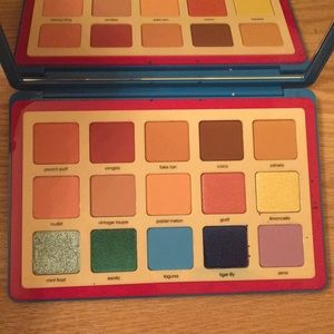 Natasha denona tropic palette